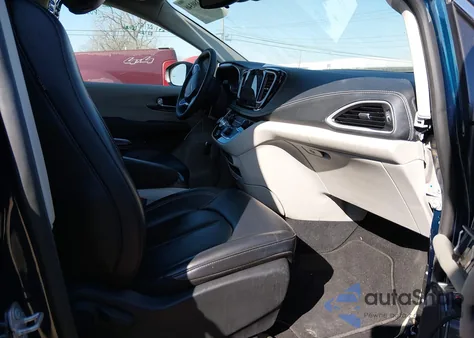 2023 Chrysler Pacifica Hybrid Touring L z USA, uszkodzony, nr VIN 2C4RC1L79PR632346